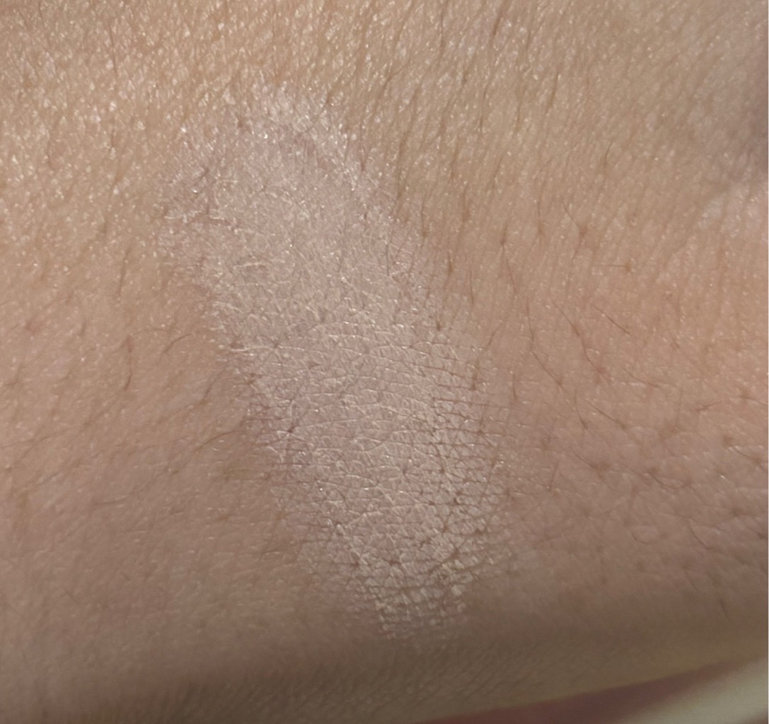 Neo Cushion Glow - 23N imgfdn-69142bd3-8c44-419c-8c87-f0efb380f762