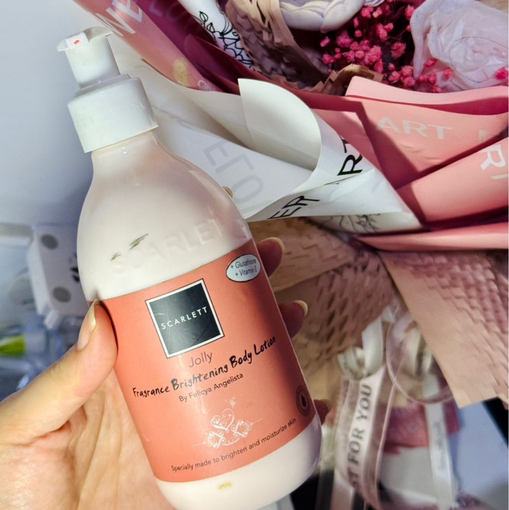 Fragrance Brightening Body Lotion - Jolly imgfdn-ff75c5fa-d0b6-4a86-ba11-ee662aafbbe8