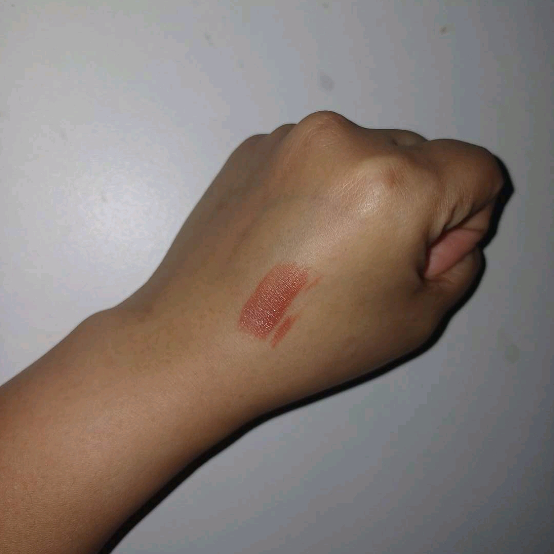 Urban Lip Cream Matte - 02 Terracotta imgfdn-c5c4dfb4-a884-4c01-8977-aaeb9fc5c481