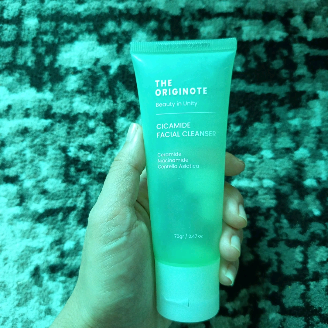 Cicamide Facial Cleanser imgfdn-3fe336bb-8196-47cb-9510-2caaa8b11e33
