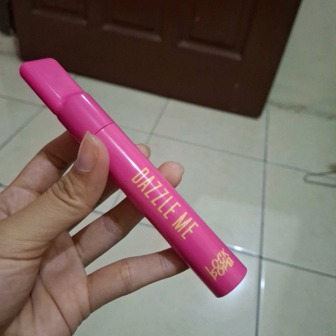 Lock & Pop! LongLASH-ting Mascara imgfdn-660b61bb-4c37-4731-8a23-ef46ee578d58