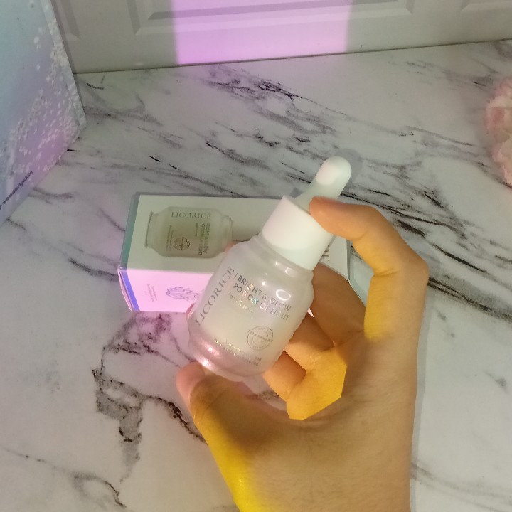 Licorice Potion of Light Serum imgfdn-e0c4cb65-9410-4967-91c9-0ebc6b7f0881