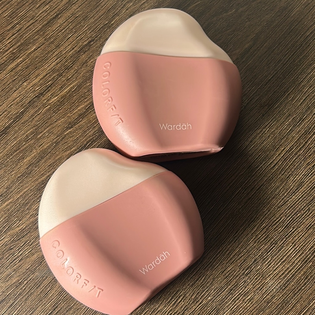 Colorfit Supercharged Tinted Glow Skin Tint - 35W Warm Olive imgfdn-1395e17d-61a4-4358-9a5e-0200d36ca26c