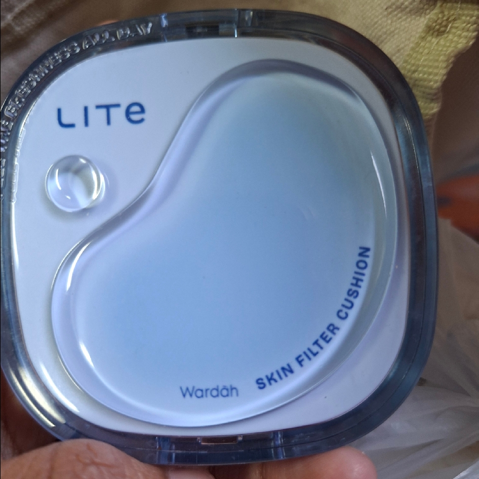 Lite Skin Filter Cushion - 02 Linen imgfdn-083946a3-7983-4c9c-84ec-e26d62e5152a