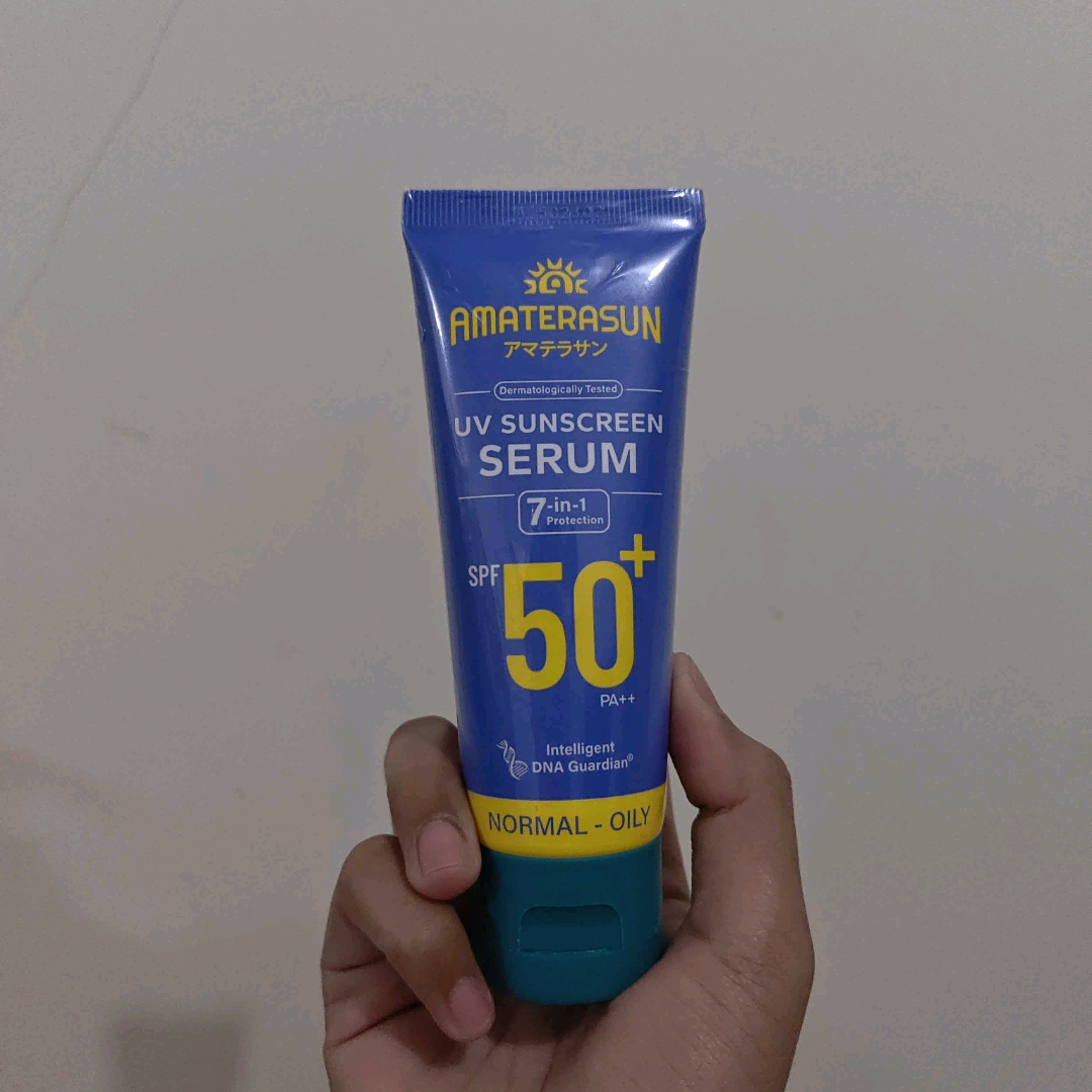 UV Sunscreen Serum SPF 50+ PA++ imgfdn-a724a063-c425-4a15-8ce7-5455b7318c86