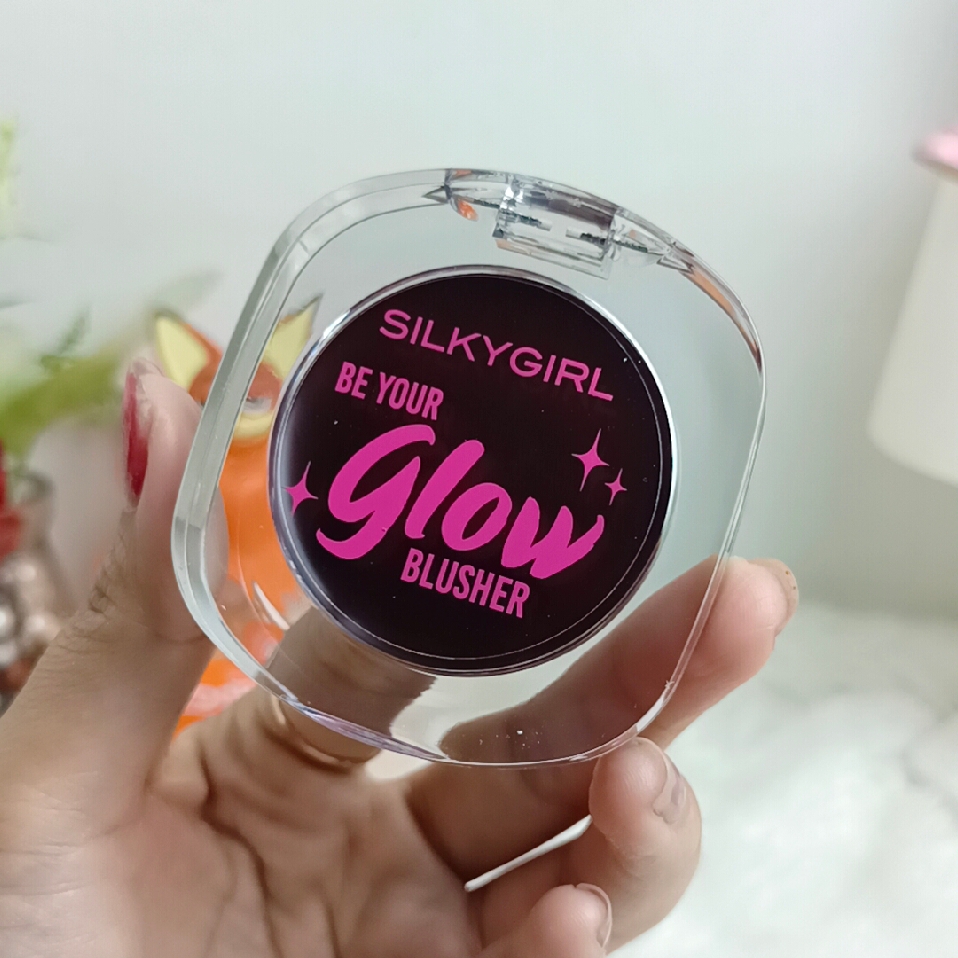Be Your Glow Blusher - 02 Berry imgfdn-92cec8e4-9bf8-4824-96b8-d957baab29ce