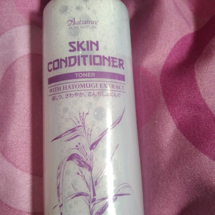 Skin Conditioner with Hatomugi Extract imgfdn-7537f57e-8cc9-4db4-828a-b16f0718a2e6