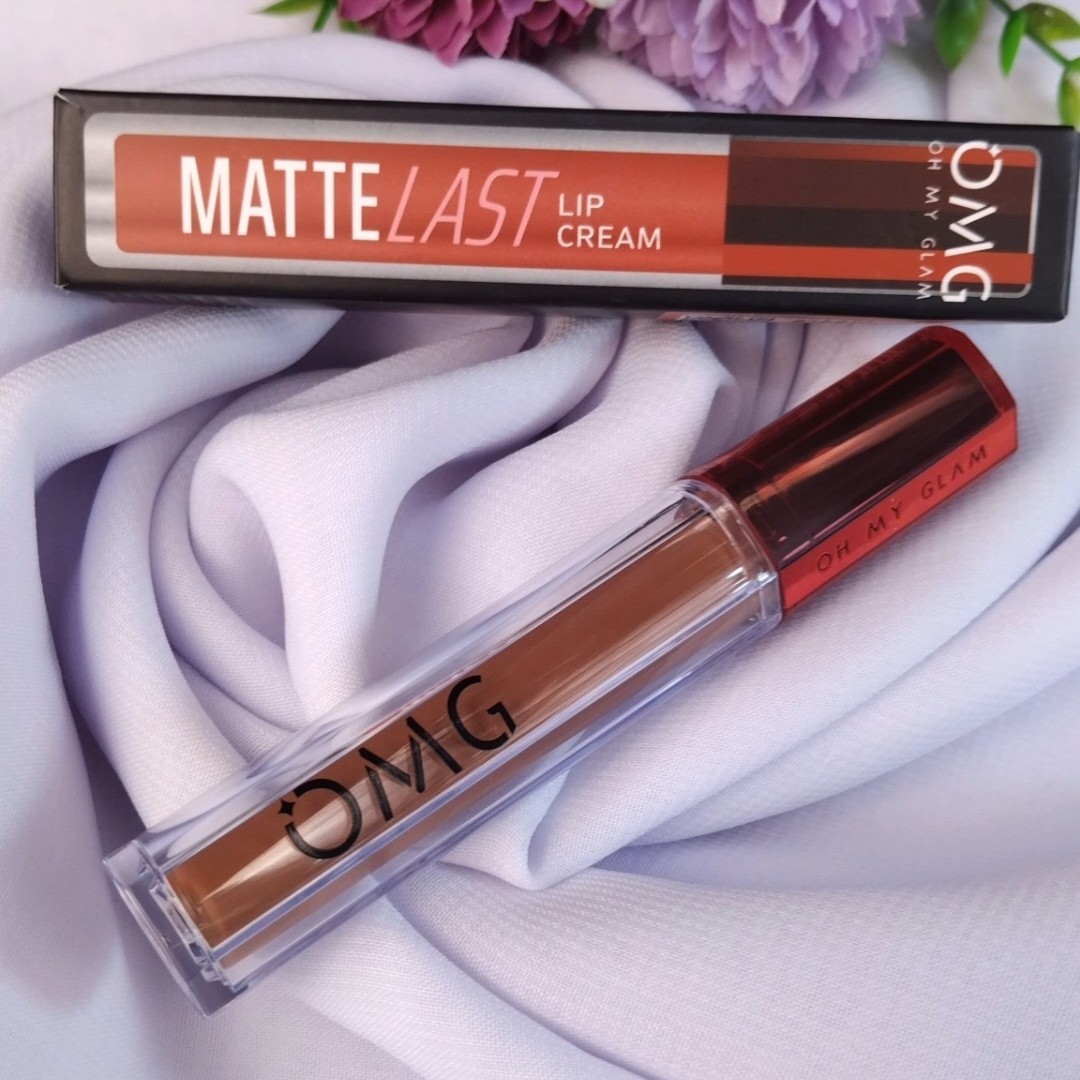 Oh My Glam Mattelast Lip Cream - 22 Crushed  imgfdn-867fa623-164f-4d55-b73d-e4da3761000d