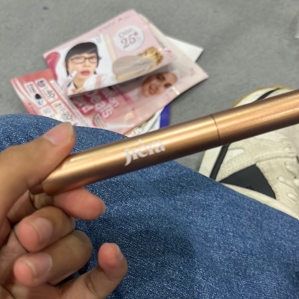 Melts My Heart Melting Click Balm imgfdn-6c41c55f-5f60-48e8-b447-0dfe0a5c14bf