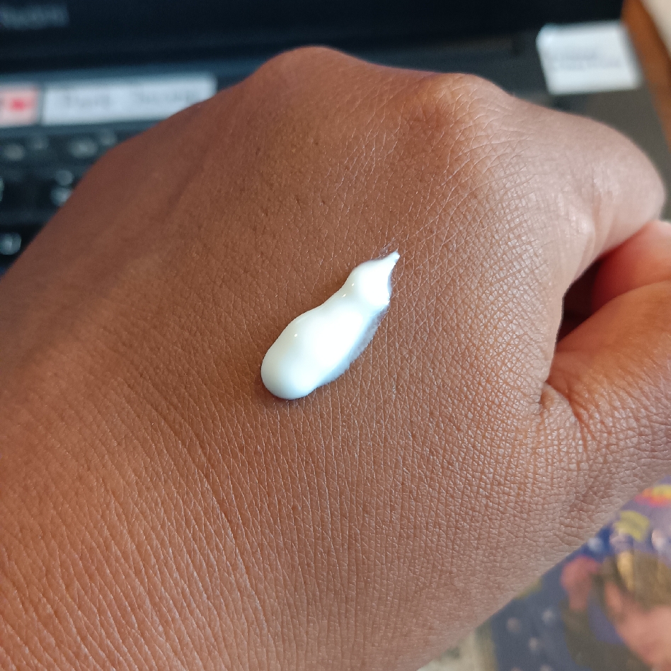 Daily Sun Protect & Soothing imgfdn-e92ab62e-c8f0-4e79-997e-7eb11d9d9a69