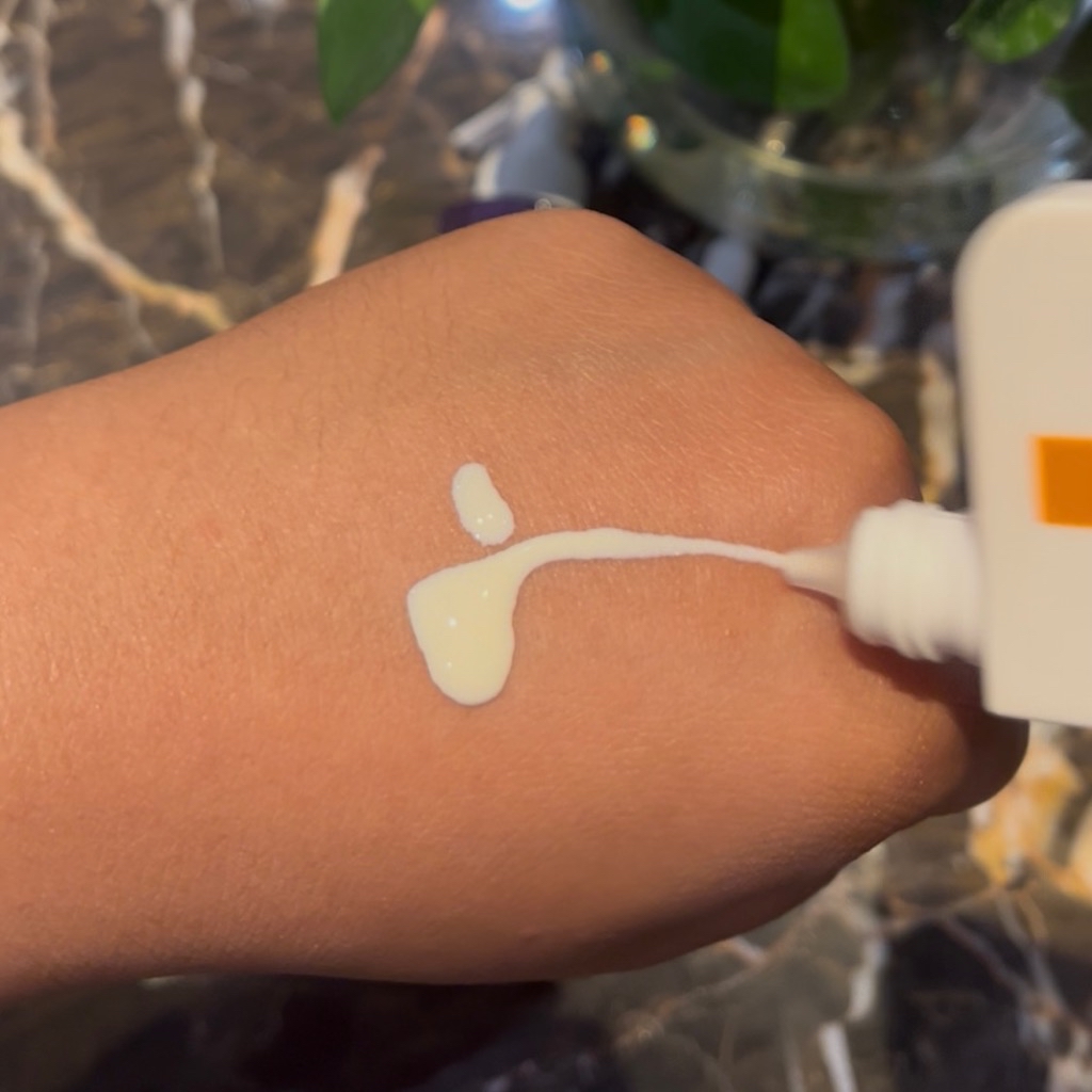 Anthelios UVMune 400 Invisible Fluid SPF50+ PA++++ imgfdn-d2c999c0-e77e-4151-8408-0d922a8d6427