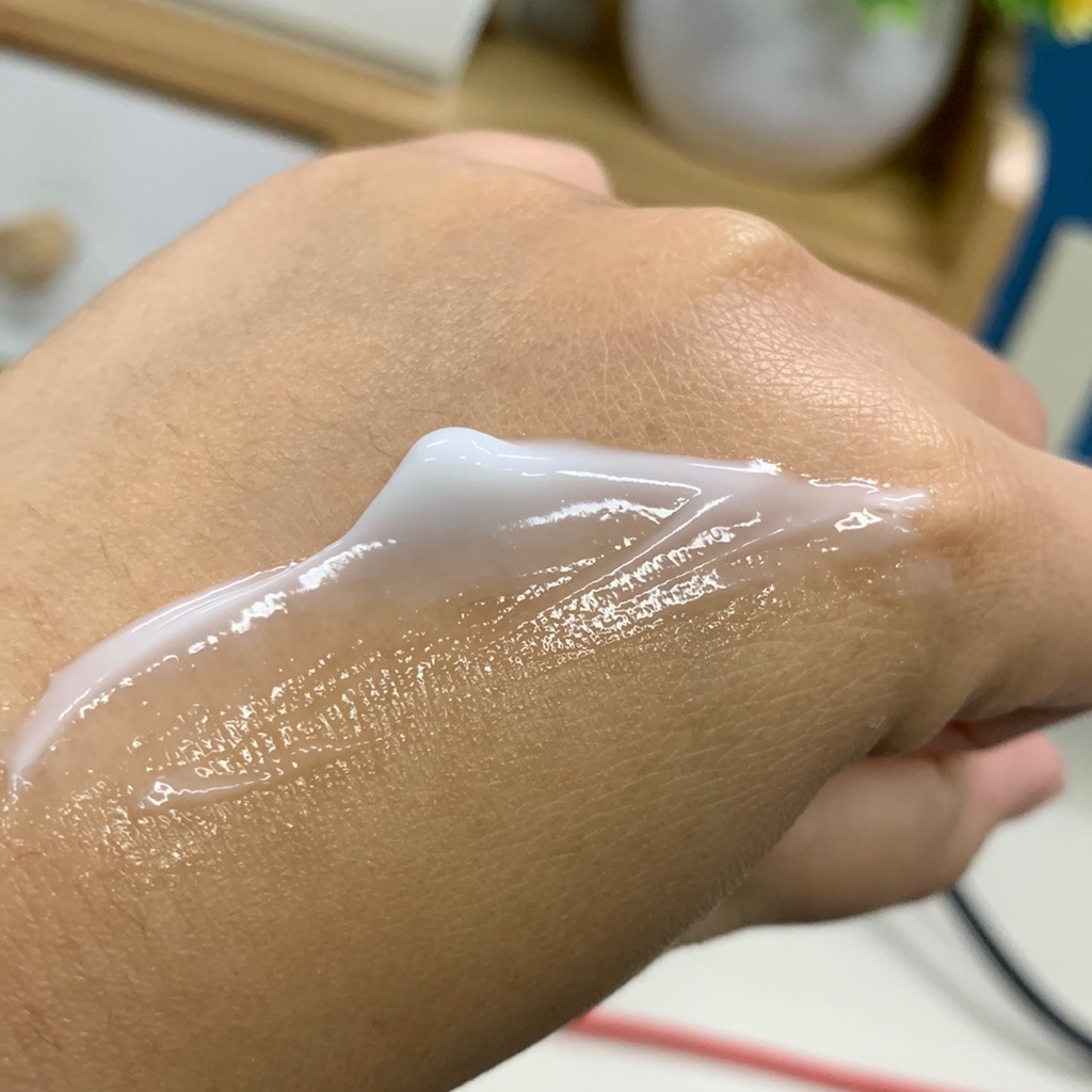 So So So Smooth Hand Cream Berry Whispers imgfdn-10af06cc-4835-4b67-8ab7-c75c74b6c68e