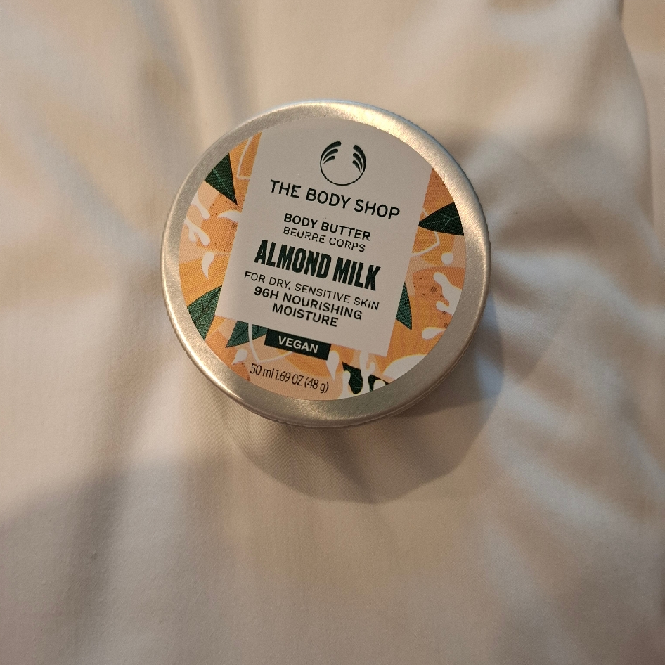 Almond Milk Body Butter - Reformulation in November 2021 imgfdn-55d02d69-5772-44f0-b017-0ed8081931a2