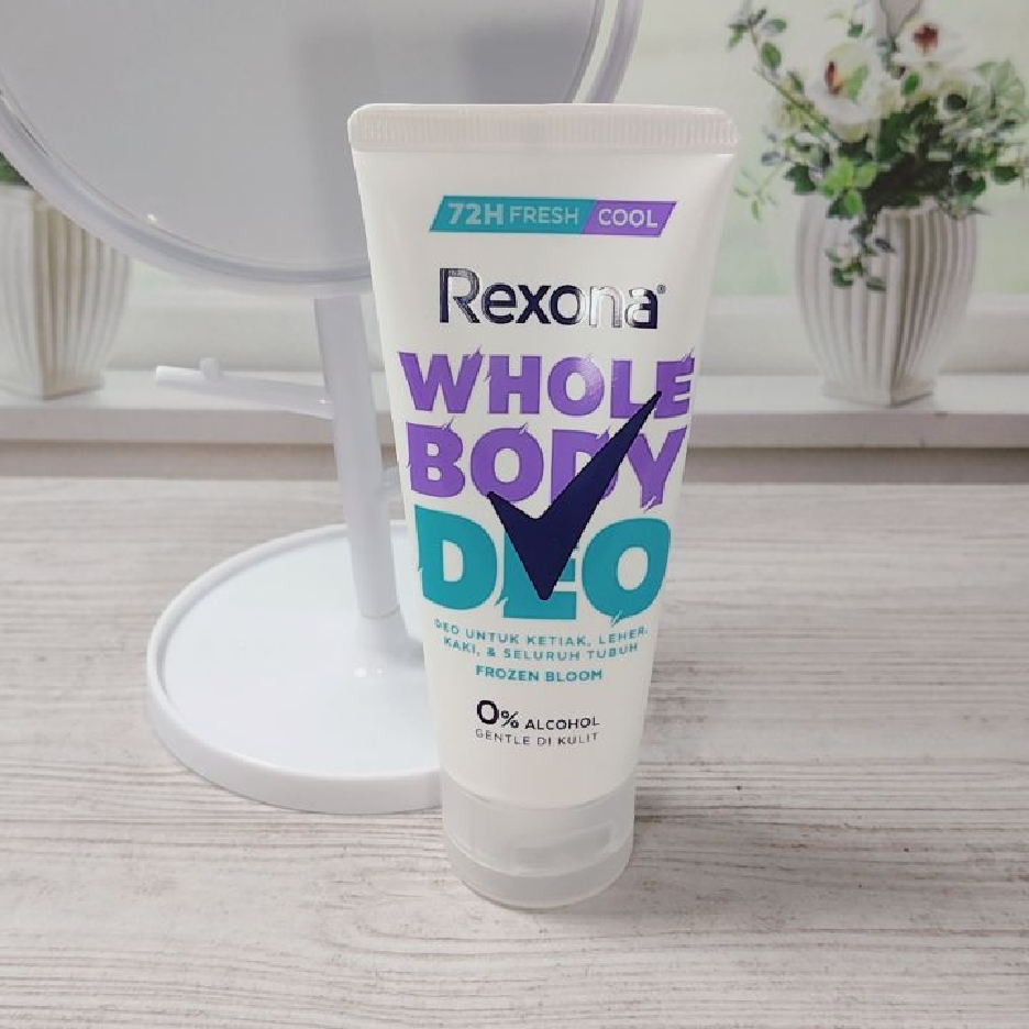 Whole Body Deo - Frozen Bloom imgfdn-dcf8c6f2-0839-4326-8a44-07884c264e3d