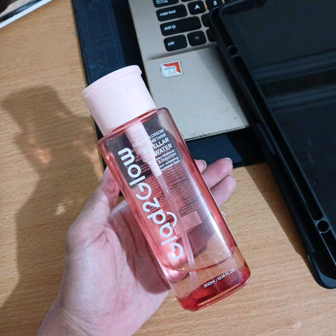 Cherry Blossom Betaine Micellar Water imgfdn-52a76e90-ae22-4951-98c1-e93ff6c7c3e4