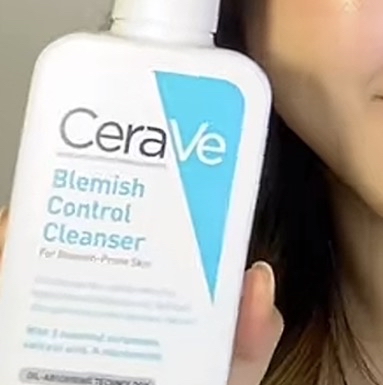 Acne Control Cleanser imgfdn-dbfba50b-6b92-42bf-8c3a-c6bbe9b129e2