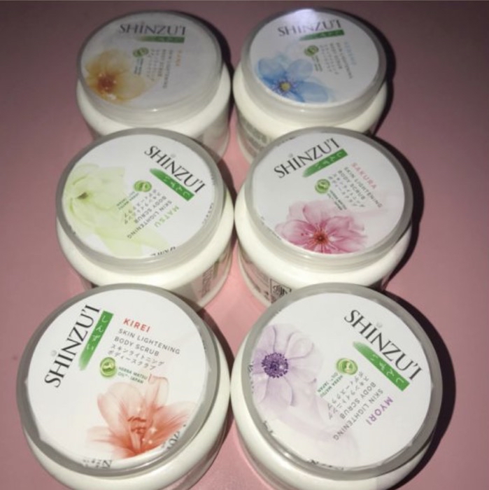Skin Lightening Body Scrub - Myori imgfdn-c808540e-9d99-4488-aa8e-ca506de62958
