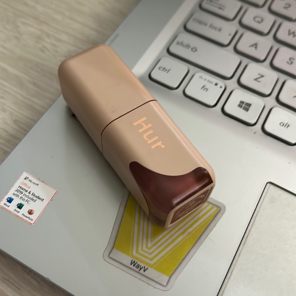 Glowy Ampoule Tint  - 04 Ginger imgfdn-466ea39b-d206-4fc8-b84d-09c40973d6e6