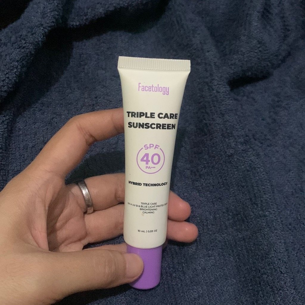 Triple Care Sunscreen SPF 40 PA+++ imgfdn-1a3e2062-29d7-43f1-b5aa-77be103e20e7