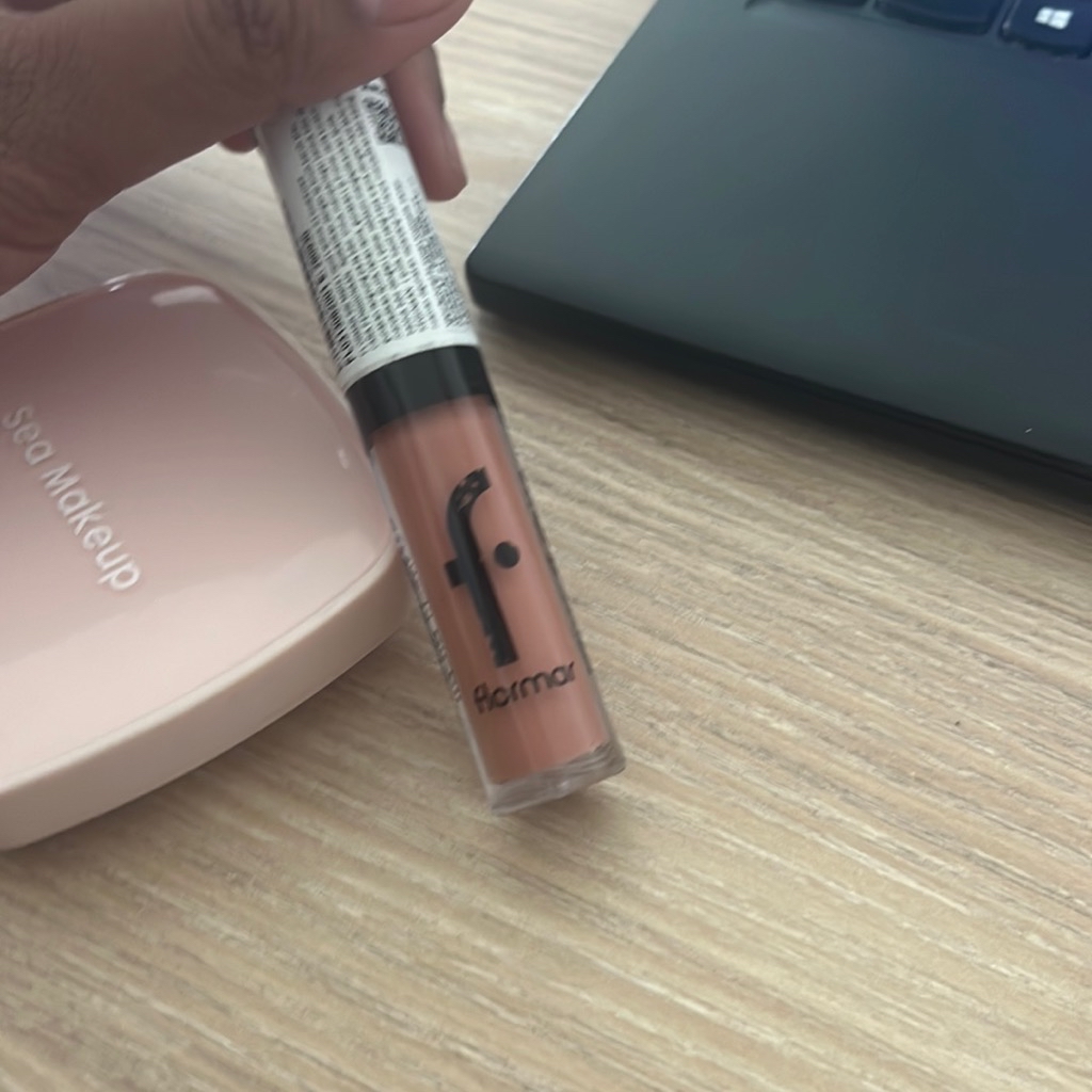 Silk Matte Liquid Lipstick - 005 Autumn Timber imgfdn-93a745df-6266-4633-a378-db68b3982c72