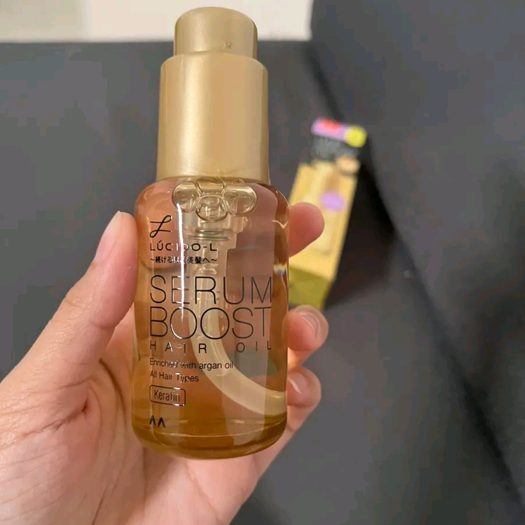 Serum Boost Hair Oil imgfdn-964ac2cd-57c3-4d6e-afb4-1cd5f2b50625