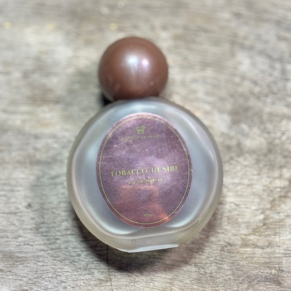 Mother Of Perfumery - Tobacco Desire imgfdn-c0bbc2a5-7f9a-4707-bc17-0343a5cdd8a7