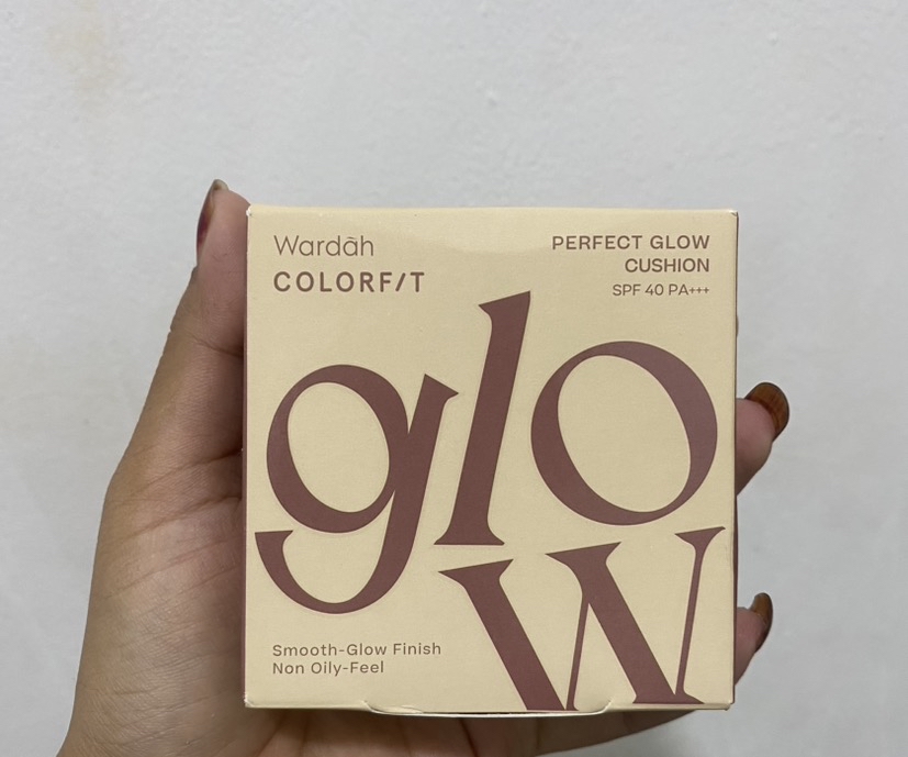 Colorfit Velvet Powder Foundation - 32N Neutral Beige imgfdn-638b095c-227d-4ae0-9e2f-b0bdf607830d