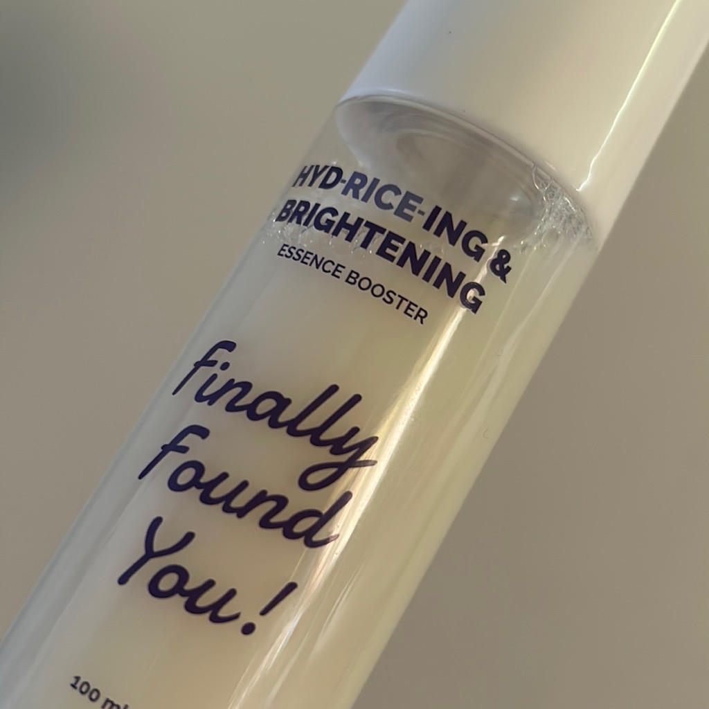 Hyd-rice-ing & Brightening Essence Booster imgfdn-d28fd85a-4458-4afe-b716-fb559c2554b1