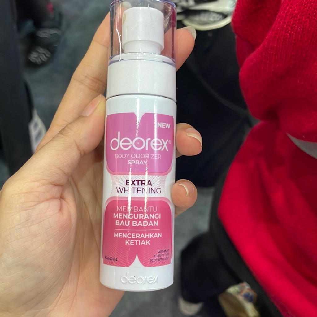 Body Odorizer Spray Extra Whitening imgfdn-378fc7a2-5621-4b9c-ad3c-7ffc2fb8f1a0