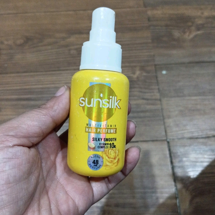 Silky Smooth Multivitamin Hair Perfume imgfdn-368a0b7a-c9ce-430c-9c6a-98d12da13150
