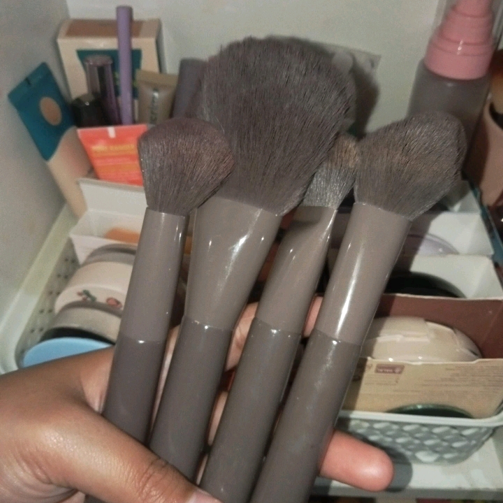 Bubah Alfian 2.0 Brush Set imgfdn-ca2151f1-81f3-4af1-bc11-3f77c2e47ea2
