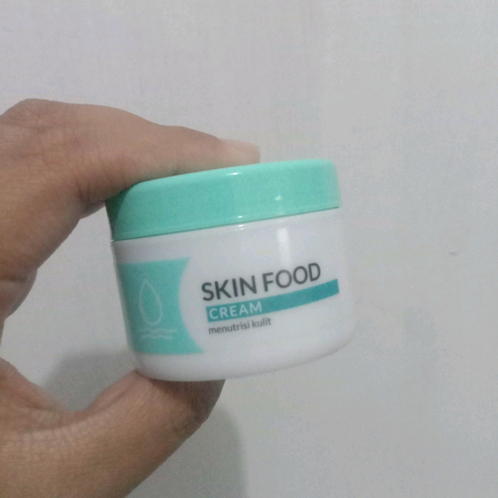 Skin Food Extra Care imgfdn-4c437bc8-3910-4f37-95c3-5185e078db17