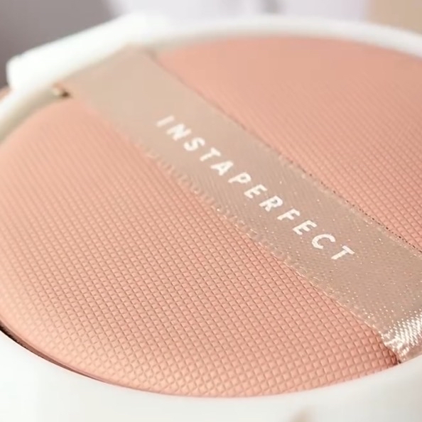 Mineralight Matte BB Cushion - Creme imgfdn-4b48ed7d-749b-4815-9f05-ccfd84a166bb