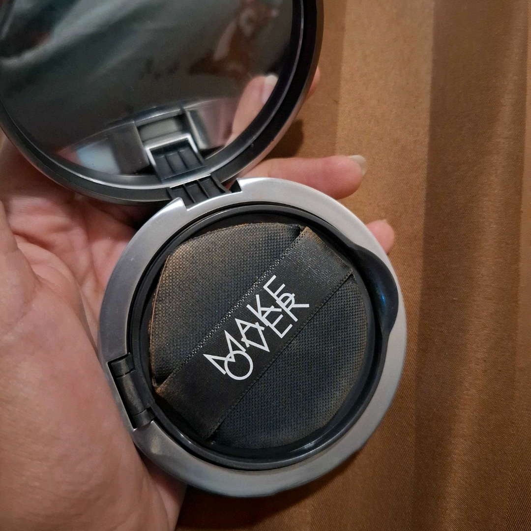 Hydrastay Lite Glow Cushion - W50 Creme Tan imgfdn-6b8be7e0-dffa-4360-95df-26cb4caa614f