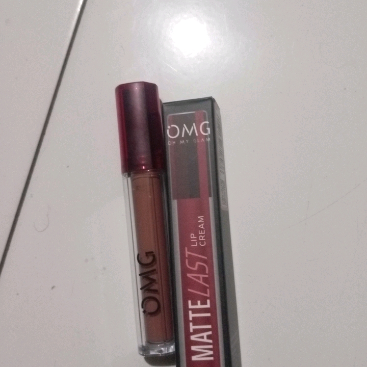 Oh My Glam Matte Kiss Lip Cream Coffee Edition - Latte imgfdn-2fd570dc-45a4-49a9-9838-0d1f85c9fbca