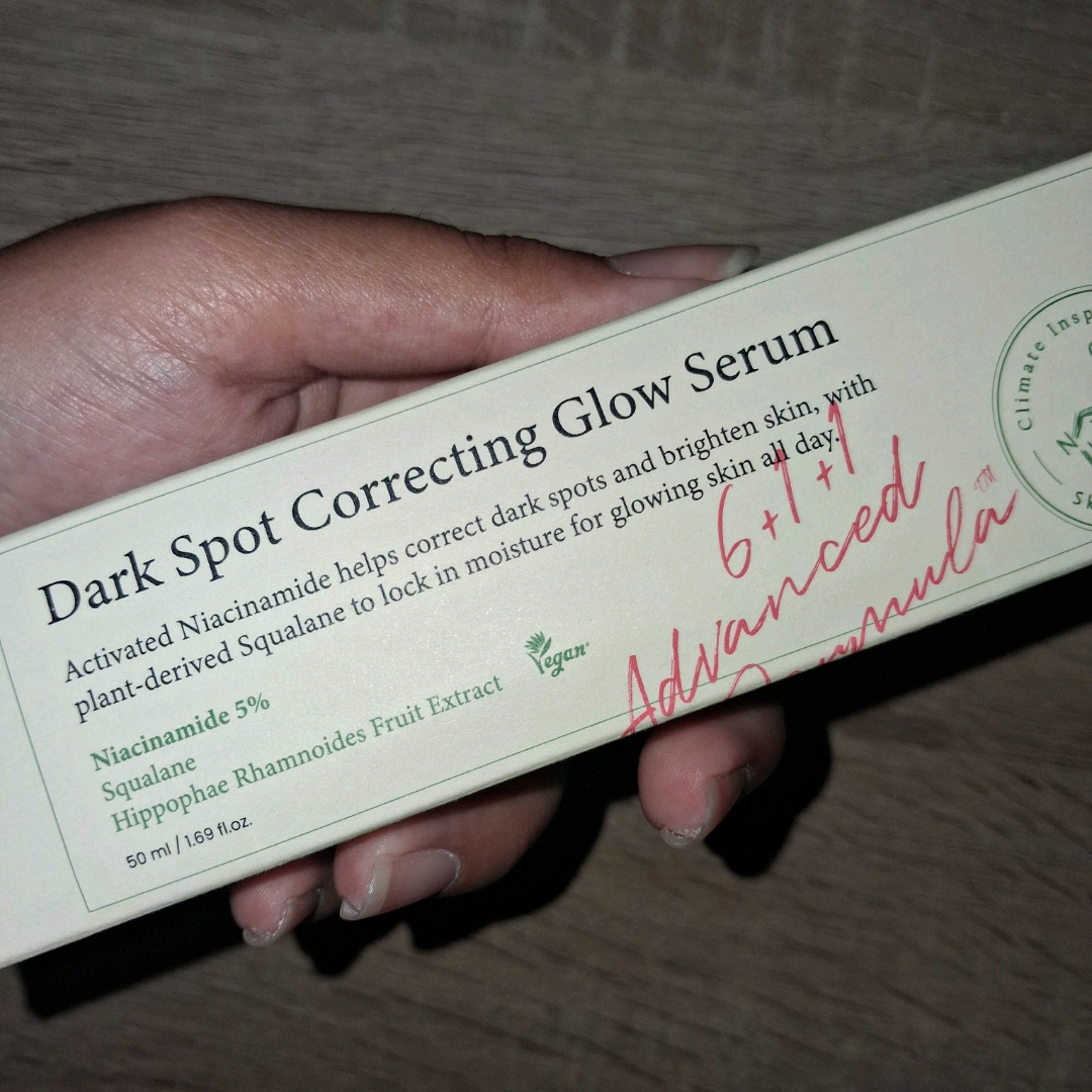 Dark Spot Correcting Glow Serum imgfdn-58df9036-49c1-4066-b4af-cebb227ffe18