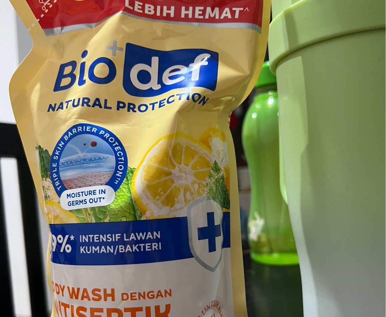 Travel Kit Body Wash - Mint - Yuzu imgfdn-c6f13dbd-4937-4d7a-9492-e4953eb1e77b