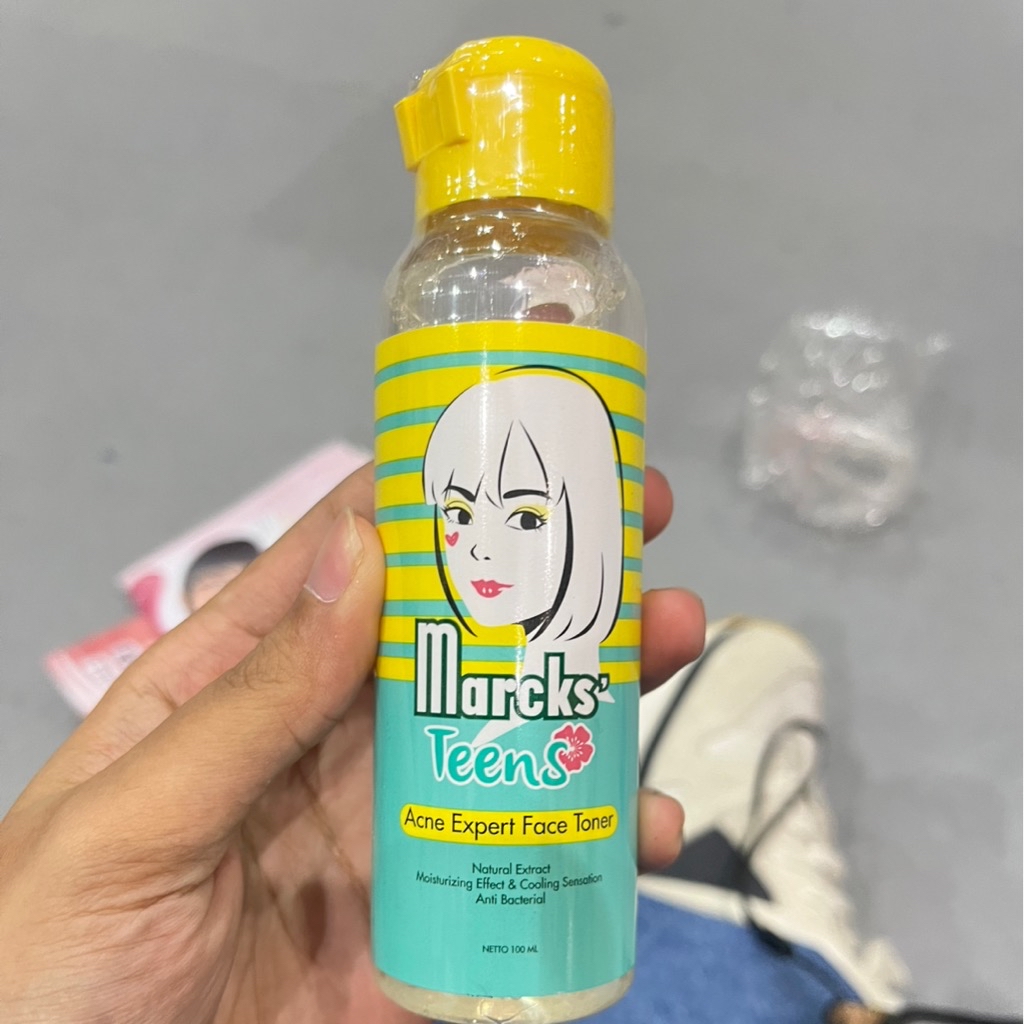 Micellar Cleansing Water imgfdn-faaab904-41ef-4150-840f-95a5348b7a95