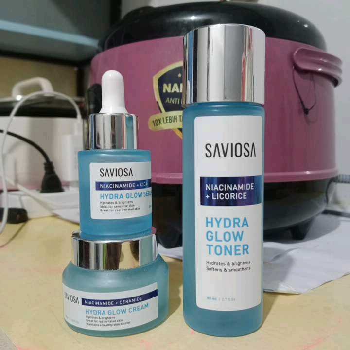 Hydra Glow Toner - Niacinamide + Licorice imgfdn-3006a630-e02f-4318-926a-805dadaa1d7a