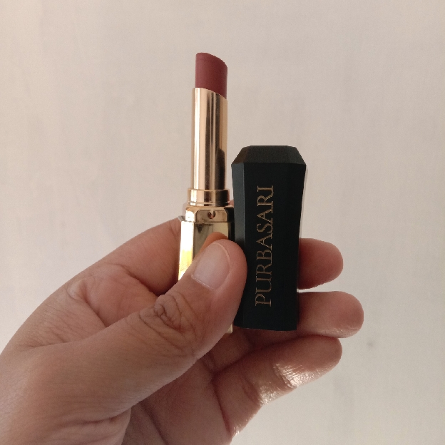 Lipstick Color Matte - 81 Diamond imgfdn-eba010ba-371d-4450-a8e5-d16e5bfc67f5