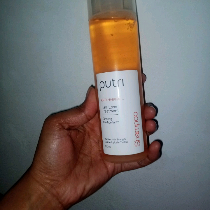 Shampoo - Anti Hairfall imgfdn-fbc349a2-4fbb-4345-aacf-d5d2f630e26f