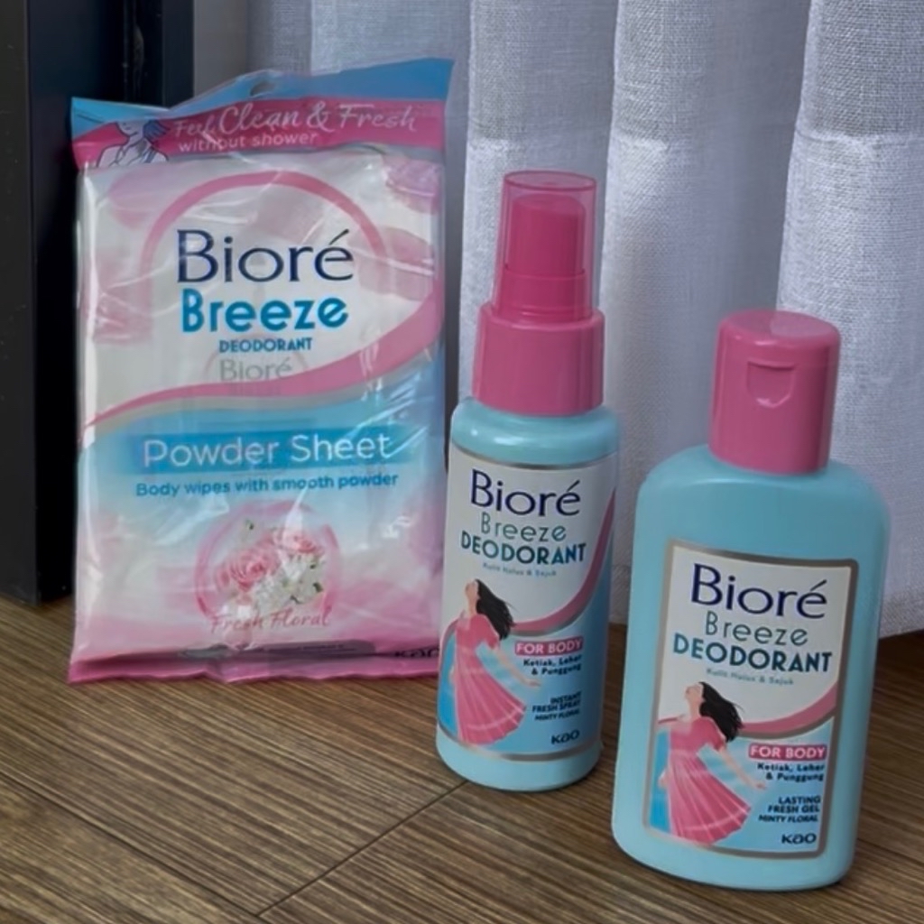 Breeze Deodorant Powder Sheet - Fresh Floral imgfdn-ae26ff03-4a9e-41d5-a733-d0aacc5d4ad0