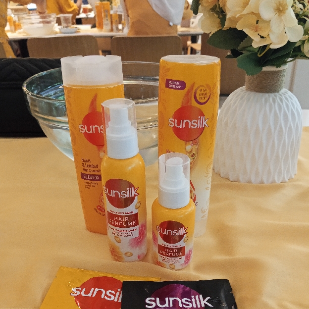 Soft & Smooth Activ-Infusion Shampoo imgfdn-dd5d2539-1c5f-47b7-a6c4-d8e74864d135