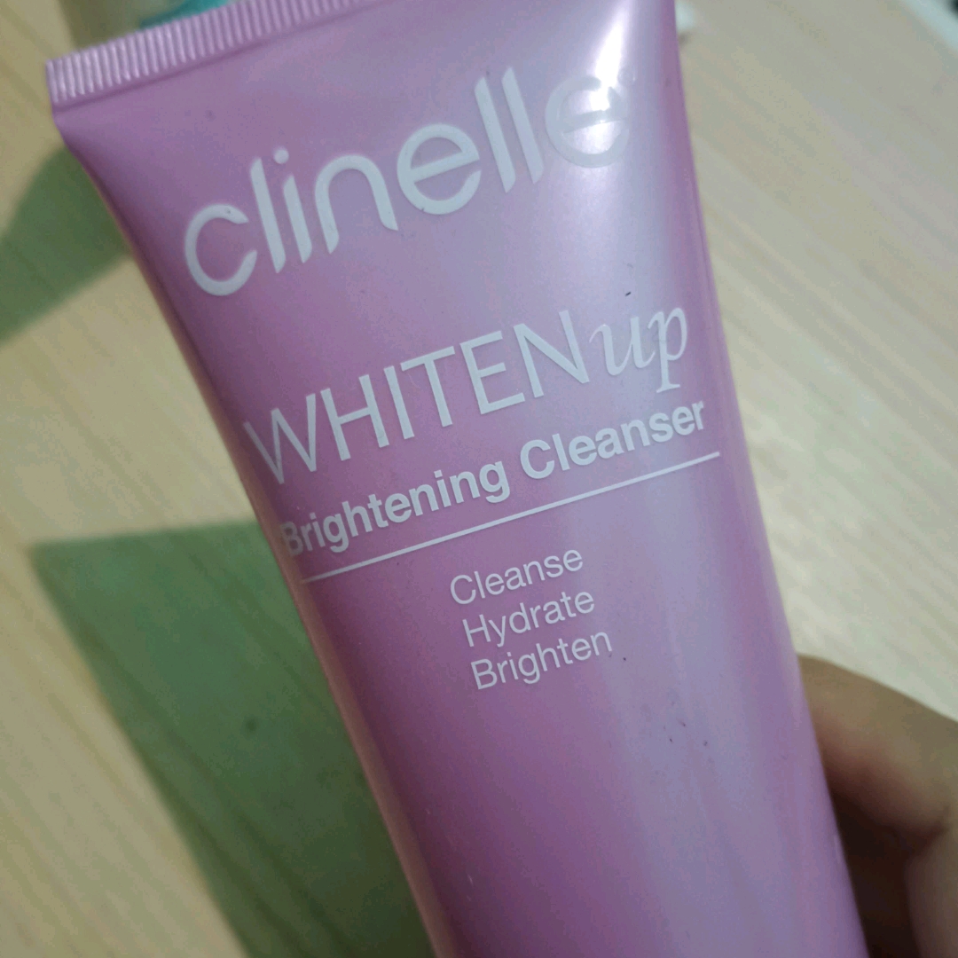 Clinelle Whiten Up Brightening Cleanser - Whiten Up imgfdn-6fa35078-7c23-4ab1-8a4b-4594701e5808