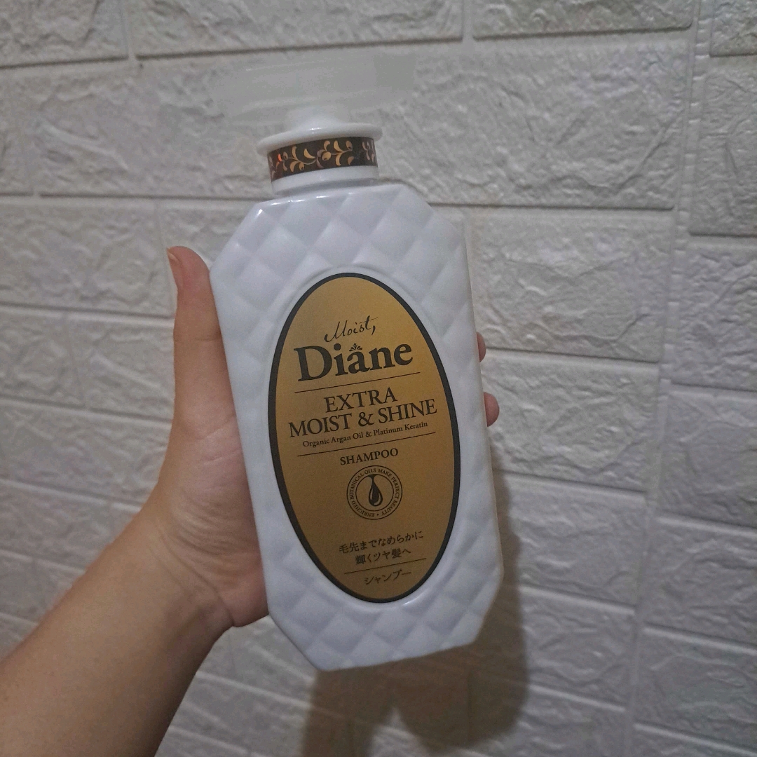 Moist Diane - Moist Diane Extra Moist and Shine imgfdn-9629e0e9-9368-4815-9bbe-f3fe74694a1b