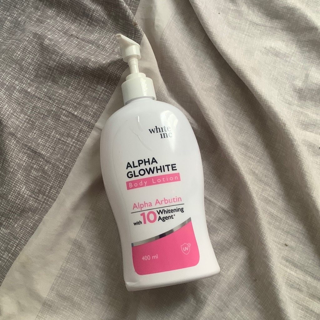 Alpha Glow White Body Lotion Hydrating Whitening & Moisturizing imgfdn-31ad19a6-a21b-481b-b66e-2d8bc9f857b9