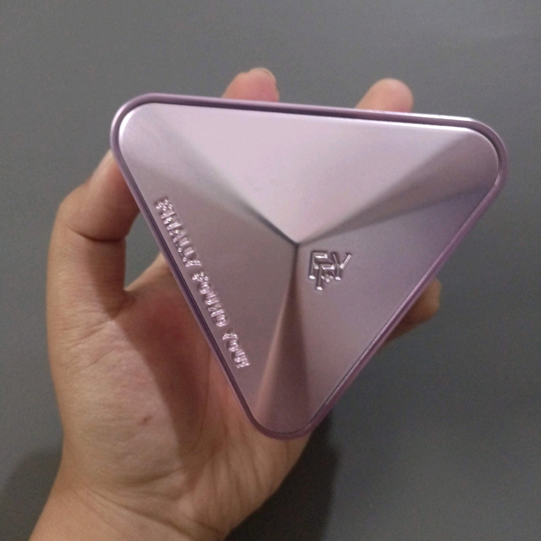 RICE+ PrismRadiant Skin Essence Cushion with AI-Powered Technology - C01 imgfdn-acd53c55-1f49-4103-8b2d-6a5ed777005f
