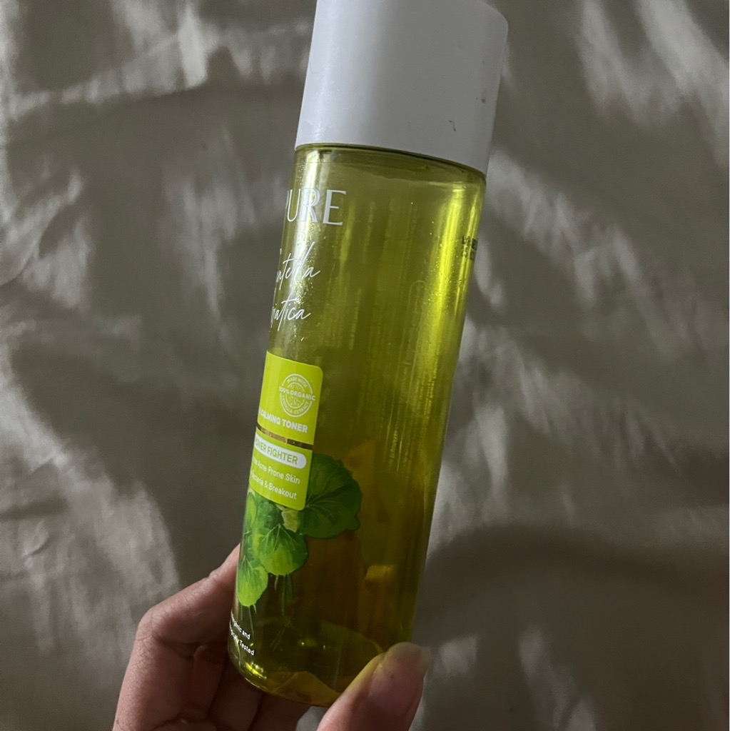 Centella Asiatica Acne Clear Hydrating & Calming Toner imgfdn-2e491c3e-b6e6-478e-bd0b-b79b8c0c32c4