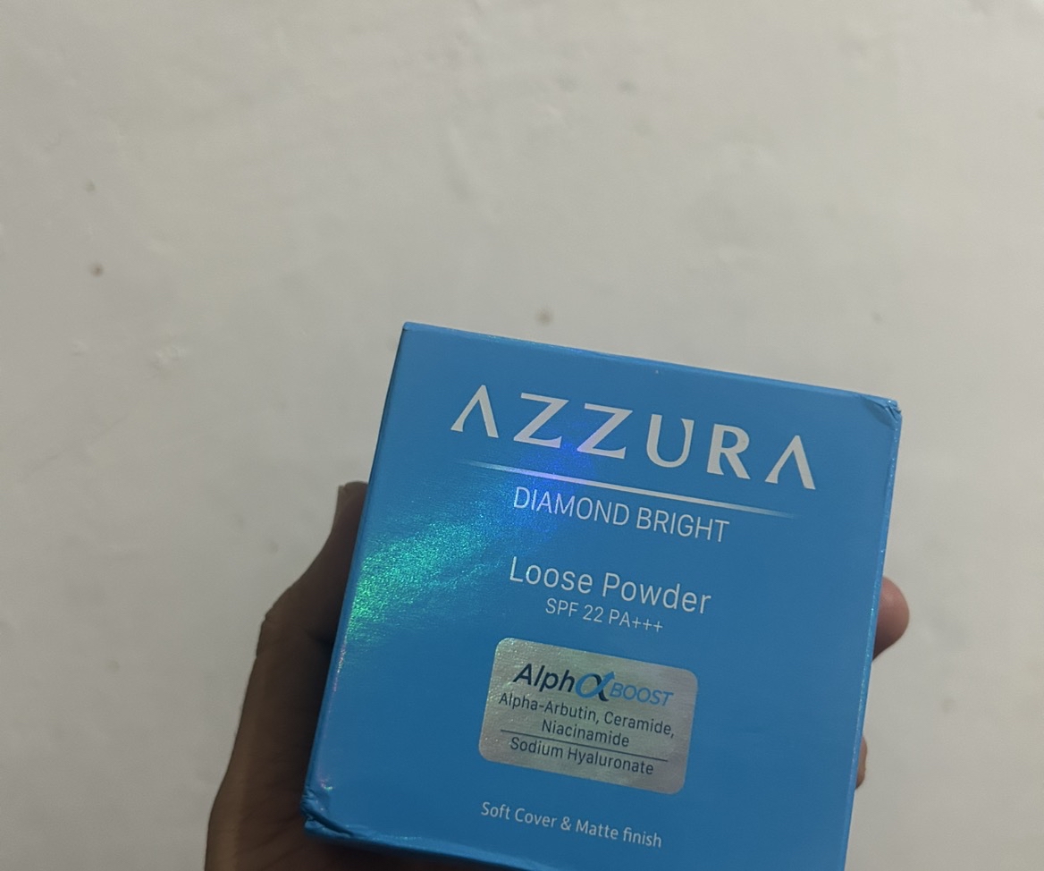 Loose Powder Diamond Bright - 02 Natural imgfdn-7e62e5d6-d39f-4506-9ad1-7c531e56c0fa