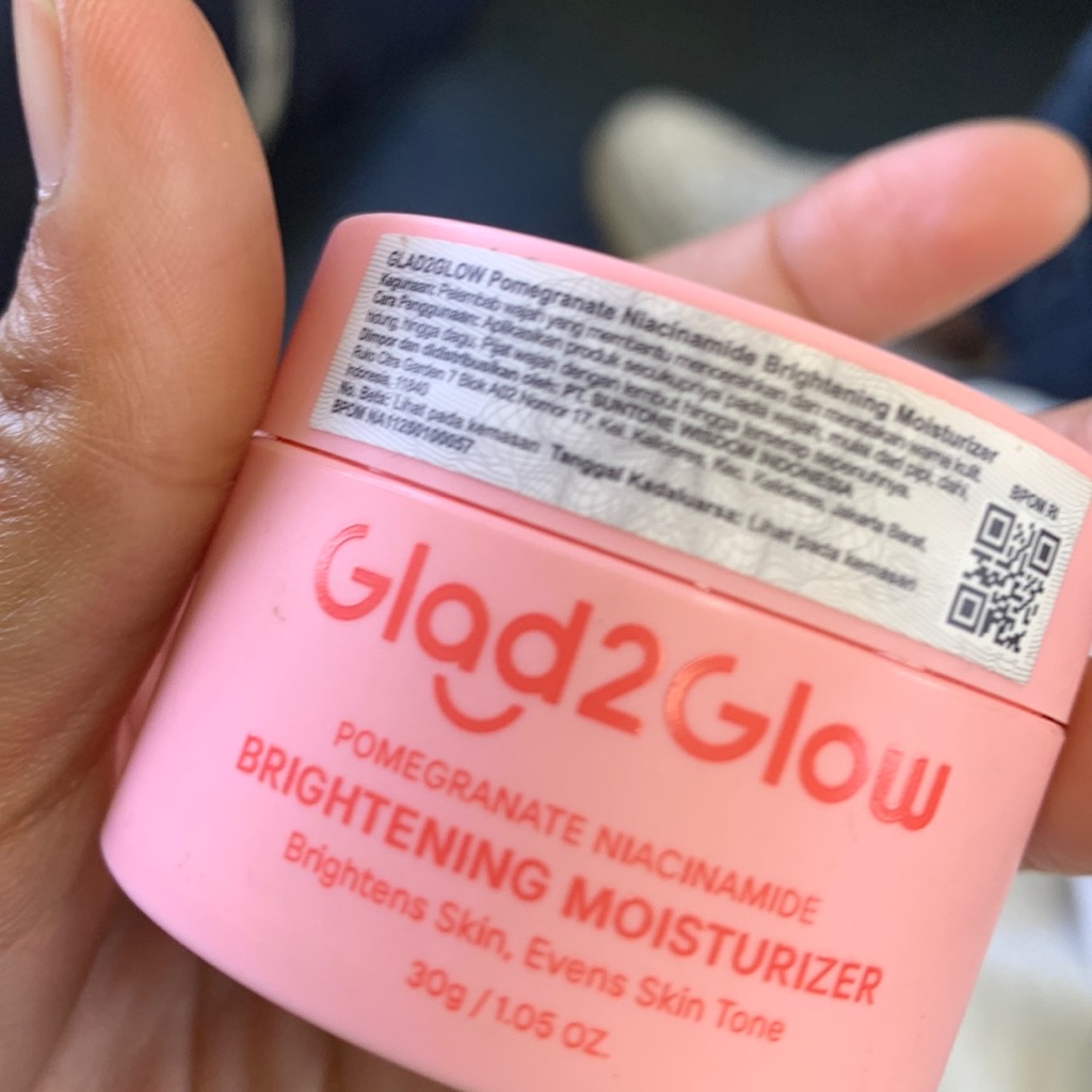 Pomegranate 5% Niacinamide Brightening Moisturizer imgfdn-b5d98e8c-6f71-4a4f-bdfb-9150abcb1931